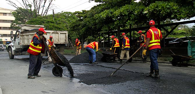 Avanza el plan bacheo; turno en agosto es para 6 comunas y 2 corregimientos