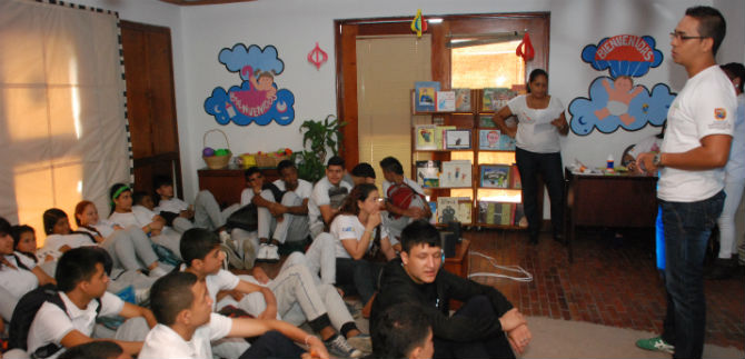 Cali invierte en la formaci�n integral de estudiantes de comunas vulnerables