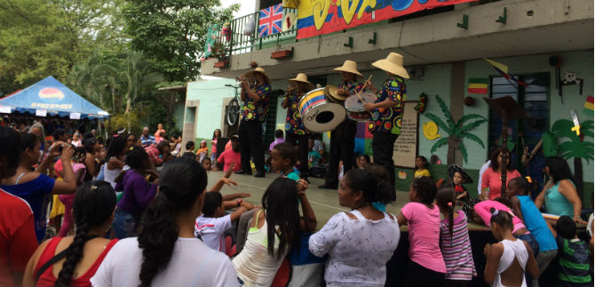 Alcald�a fortalece proceso en la comuna 21, al apoyar semana cultural en Santa Isabel de Hungr�a