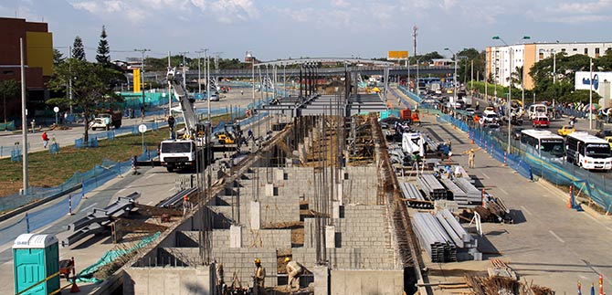 Administraci�n muestra avance de obra de Terminal Calipso-Julio Rinc�n