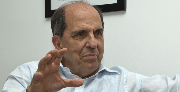 Alcalde Guerrero invit� a empresas y universidades del pa�s a la Declatl�n Solar