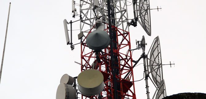 Torres de telecomunicaciones deben guardar -m�nimo- 250 metros, seg�n nuevo POT