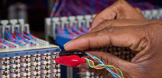 Emcali hace mantenimiento y modernizaci�n de redes de telecomunicaciones, este s�bado
