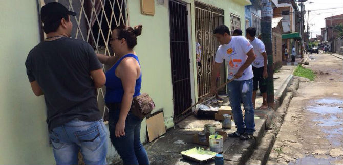 El Poblado II se uni� para cambiarle la cara a la fachada de sus casas