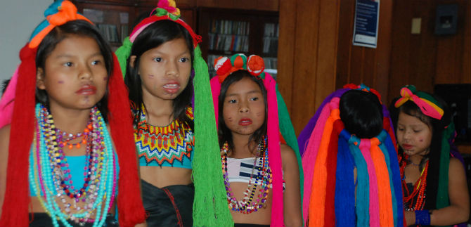 Comunidad embera katio, en los Jueves del Sam�n