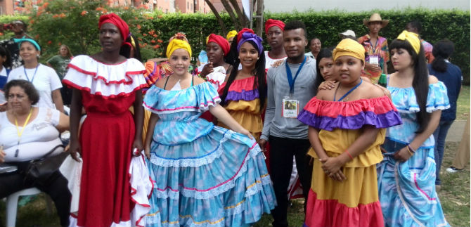 Gracias al Colectivo de Ladera, j�venes conforman unidades productivas