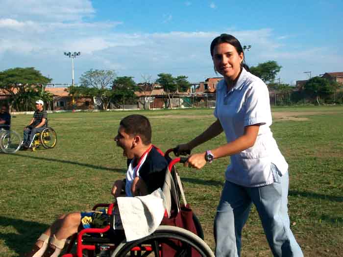 Tarjetas M�O a personas con discapacidad para trasladarse a sus sitios de rehabilitaci�n