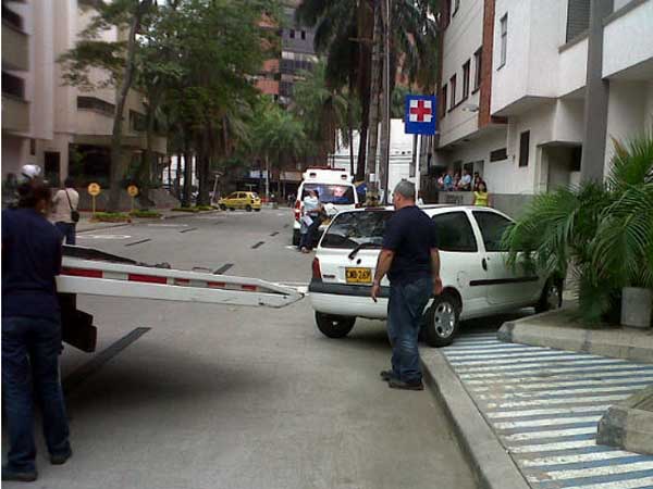 Secretar�a de Tr�nsito recupera zonas ale�adas a cl�nicas de la ciudad
