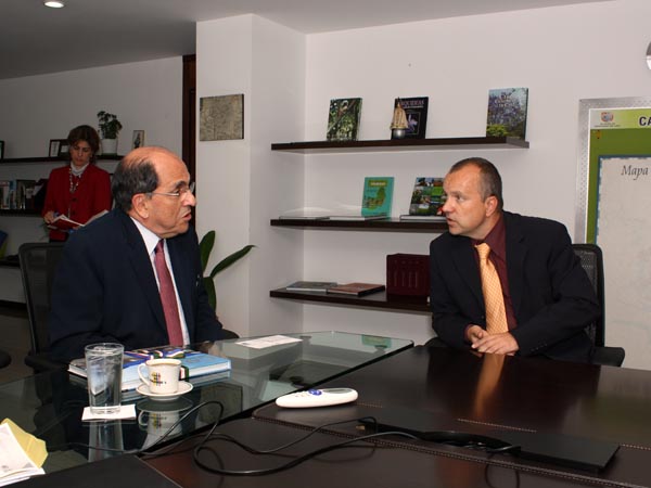 Embajador de la Rep�blica Checa propuso trabajar manejo de aguas residuales y otros temas ambientales en Cali