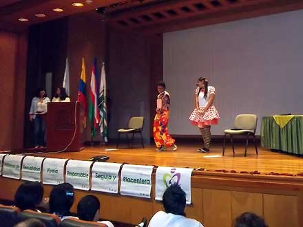 Adolescentes cale�os hablan de sexualidad y amor moderno