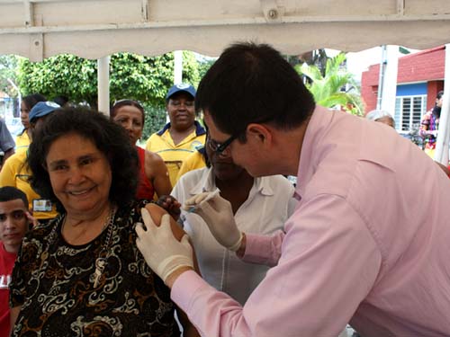 La Red de Salud Centro termina semana masiva de vacunaci�n en Cali con la aplicaci�n de m�s de 24 mil biol�gicos
