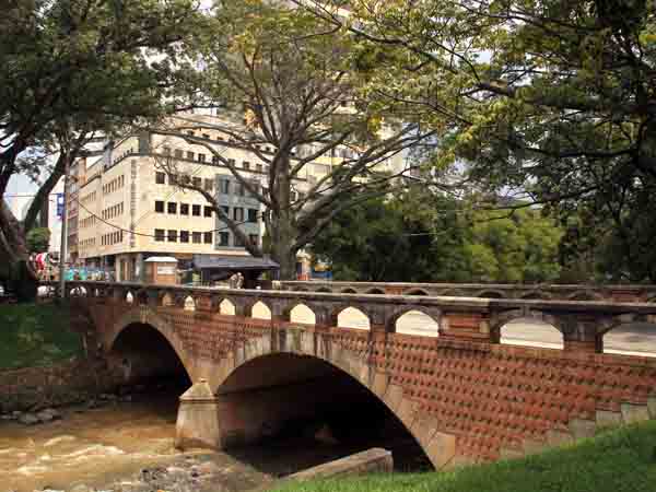 CaliDA paso este fin de semana por el Puente de La Cervecer�a
