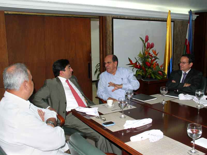 Ministro de TIC Colombia y la Alcald�a coinciden en trabajar por una Cali digital