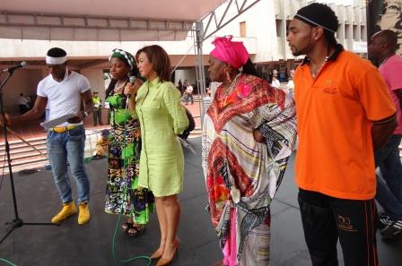 Los cale�os se deleitaron con las muestras gastron�micas y artesanales de la regi�n