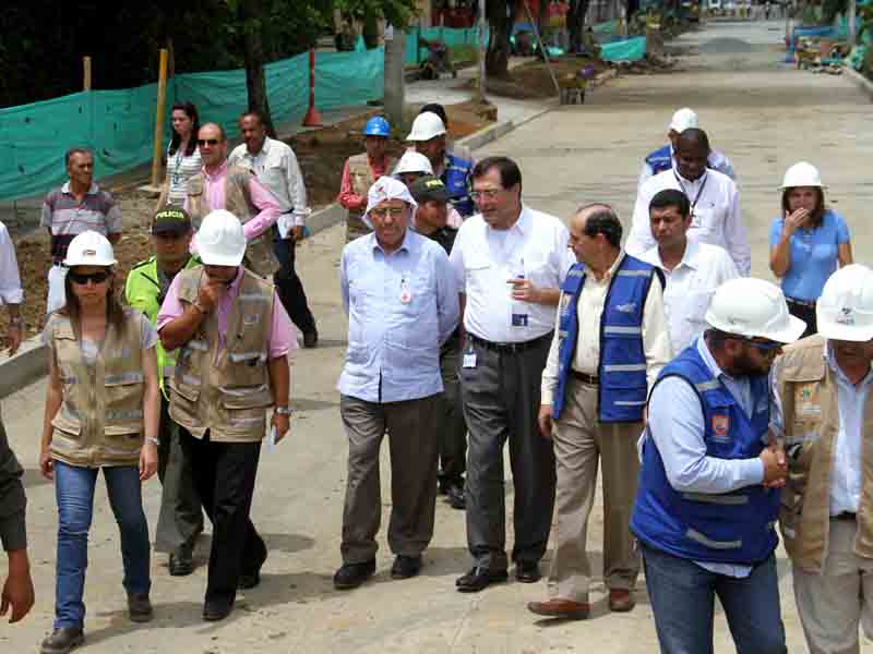 �Vecinos de obras de valorizaci�n entregadas, deben predicar el Evangelio de la Contribuci�n�, sostuvo alcalde Guerrero