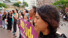 Lazo negro, en jornada de duelo y dignidad: �Ni una m�s!