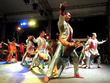 Dise�a el Afiche Oficial de la versi�n 55 de la Feria de Cali