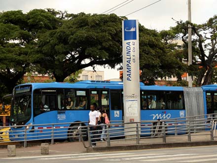 Metrocali se suma a campa�as �rel�mpago� por la seguridad vial en Cali
