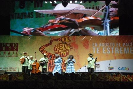 S�bado de homenajes en el Festival Petronio �lvarez
