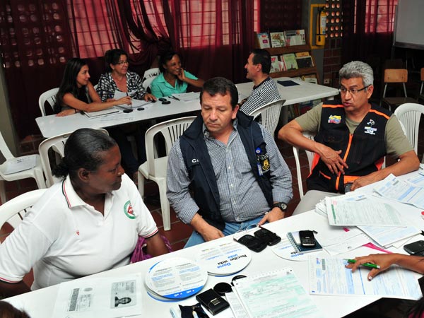 La Alcald�a de Cali contrata a 250 damnificados de la pasada ola invernal