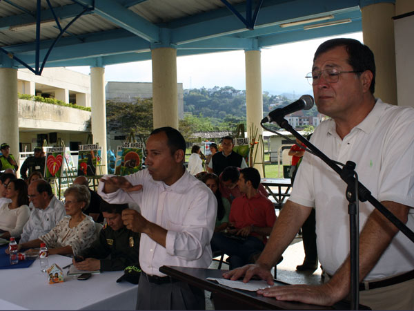 La Secretar�a de Infraestructura anuncia obras viales para la zona rural