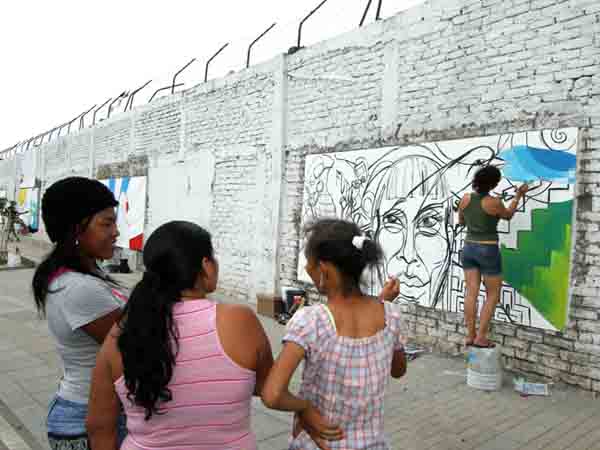52 artistas les ponen color a 160 muros de la ciudad: Cali se transforma por la I Bienal Internacional de Muralismo