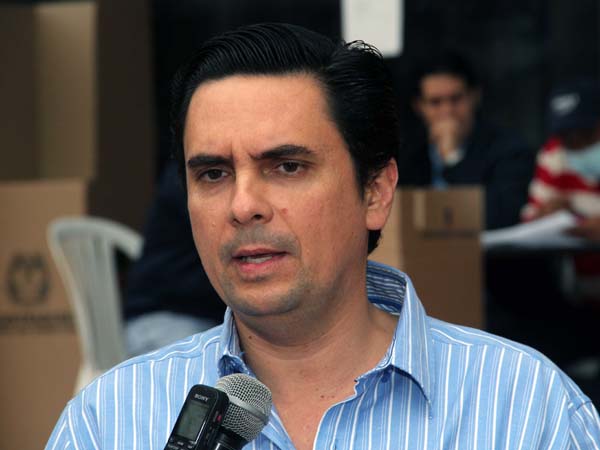 El secretario de Gobierno sustent� proyecto de presupuesto adicional para el 2013: gesti�n de $ 20 mil millones m�s