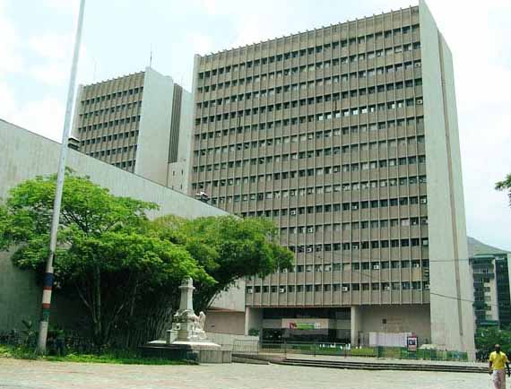 La Alcald�a socializ� resultados de visitas a predios dentro de la actualizaci�n catastral en la Com. 4