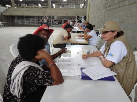 Carretilleros responden al llamado de la Alcald�a para verificar el censo de 2006