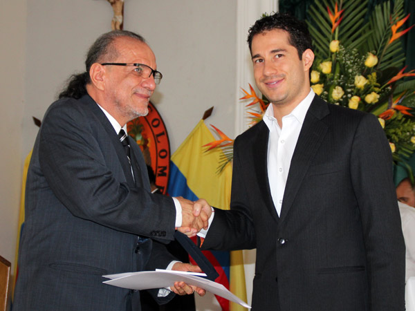 Reconocimiento al colegio Santa Librada por 190 a�os de trayectoria en la educaci�n p�blica