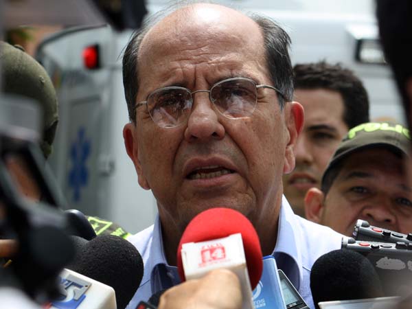 Rueda de prensa con el Alcalde de Cali por inauguraci�n de la Oficina de Atenci�n al Adulto Mayor