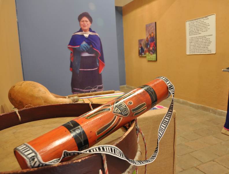 Colores, instrumentos y ritualidad, en muestra que exalta dos culturas: los nasas y los misak