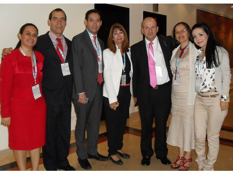 Programa de inmunizaci�n de Cali fue modelo en congreso internacional en Medell�n