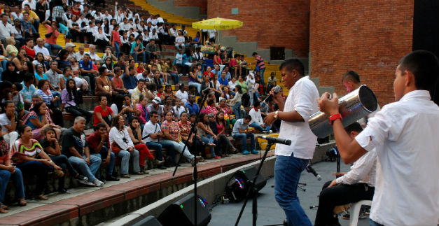 Cale�os rindieron homenaje a compositores colombianos