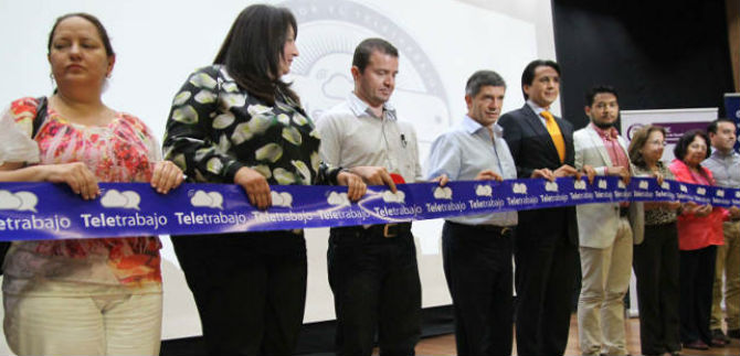 3.012 cale�os le apuestan al Teletrabajo