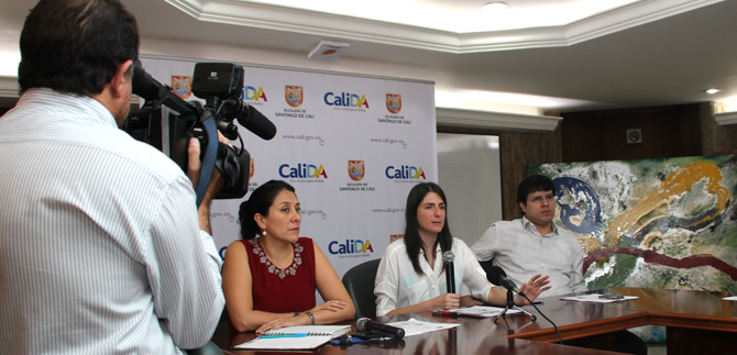 Santiago de Cali deja atr�s el rezago catastral con censo inmobiliario en 19 comunas