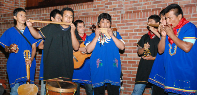 Con ritual de tamborada celebran D�a Internacional del Artesano