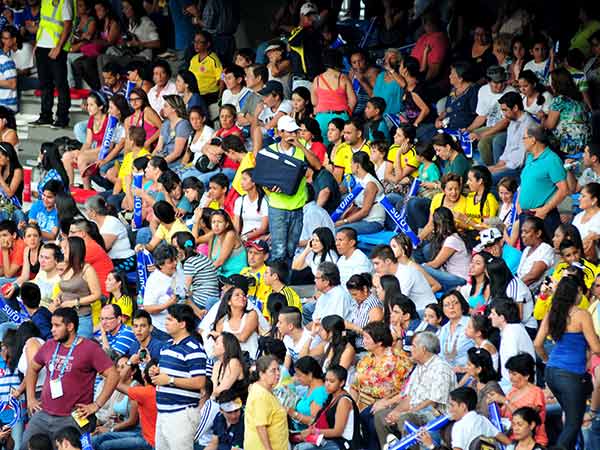 Contin�a sala de crisis en campeonato de softbol