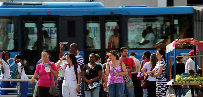 Con intervenciones l�dicas se promueve buen uso del  SITM MIO