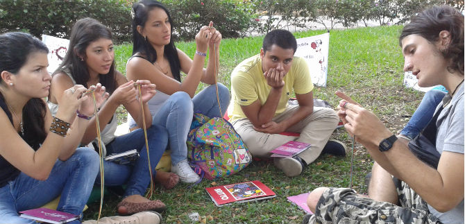 Estudiantes realizaron la campa�a Una universidad incluyente la transmito Yo