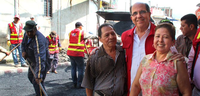 Con huecot�n, Secretar�a de Infraestructura interviene v�as del sur de Cali