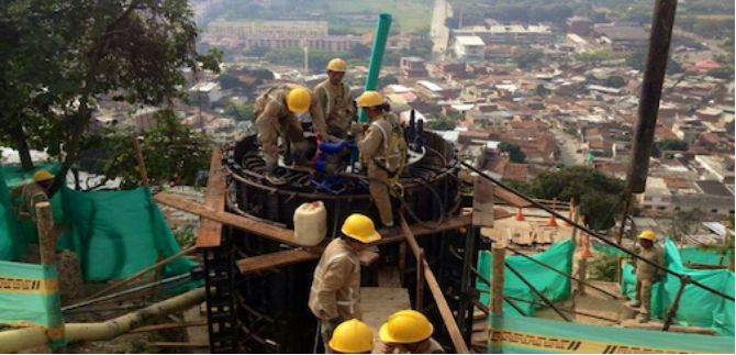En recorrido, Administraci�n y Metrocali inspeccionan avance de obras del MIO Cable