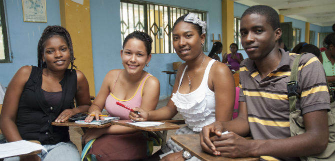 Cali realiz� primer Seminario en prevenci�n del embarazo en adolescentes