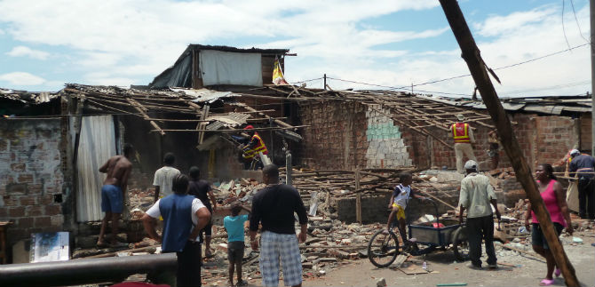 Avanza recuperaci�n del espacio p�blico ocupado por la Colonia Nari�ense