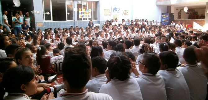 Patrulleros Escolares lideraron jornada de vacunaci�n por la paz