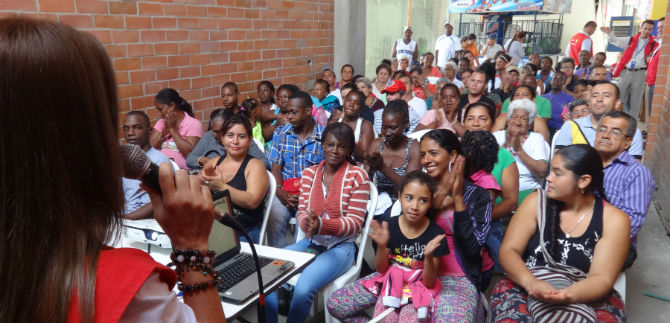 Socializan proyecto habitacional R�o Cauca con m�s de cien familias