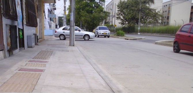 Obras de adecuaci�n vial del barrio La Base ya est�n en servicio