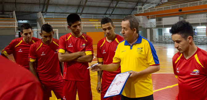 Selecci�n Colombia de f�tbol de sal�n se prepara para Suramericano