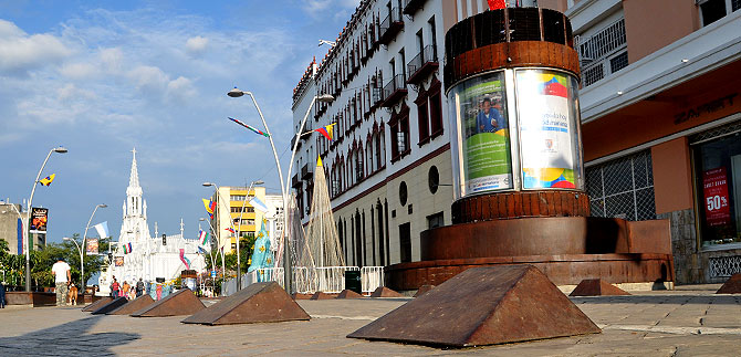 Bolardos del Paseo de la Avenida Colombia ser�n retirados