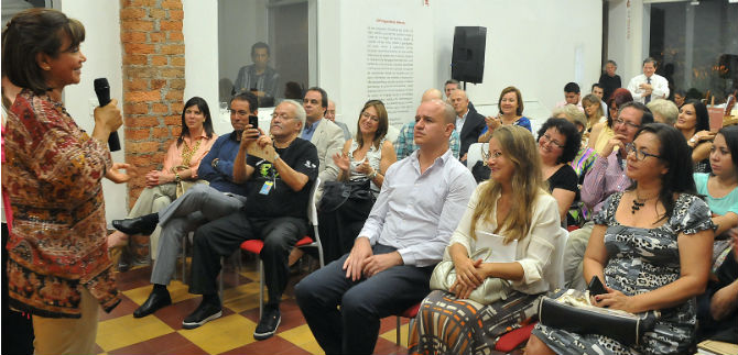 Noche de banquete art�stico, literario y gastron�mico